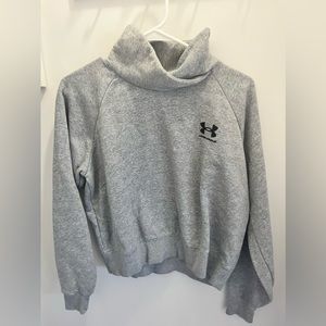 Under Armour Pull over, Size s